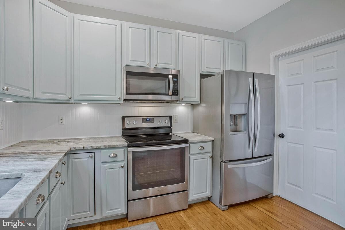 5700 N Shore Parkway photo 16