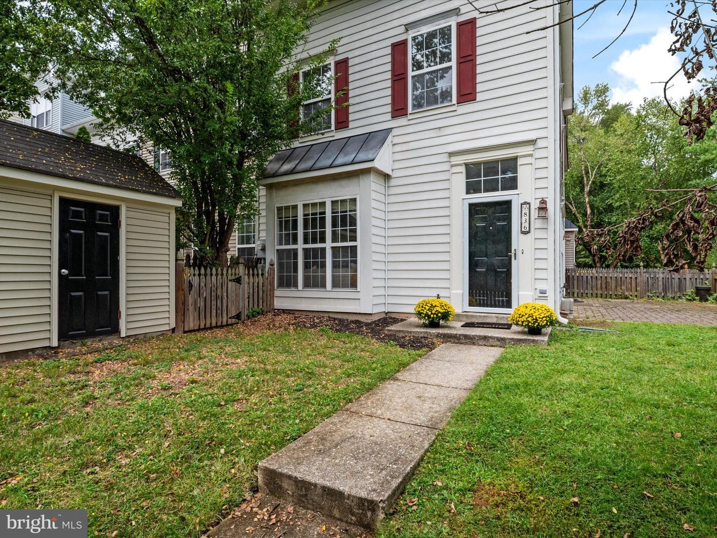 836 Estuary Drive photo 2