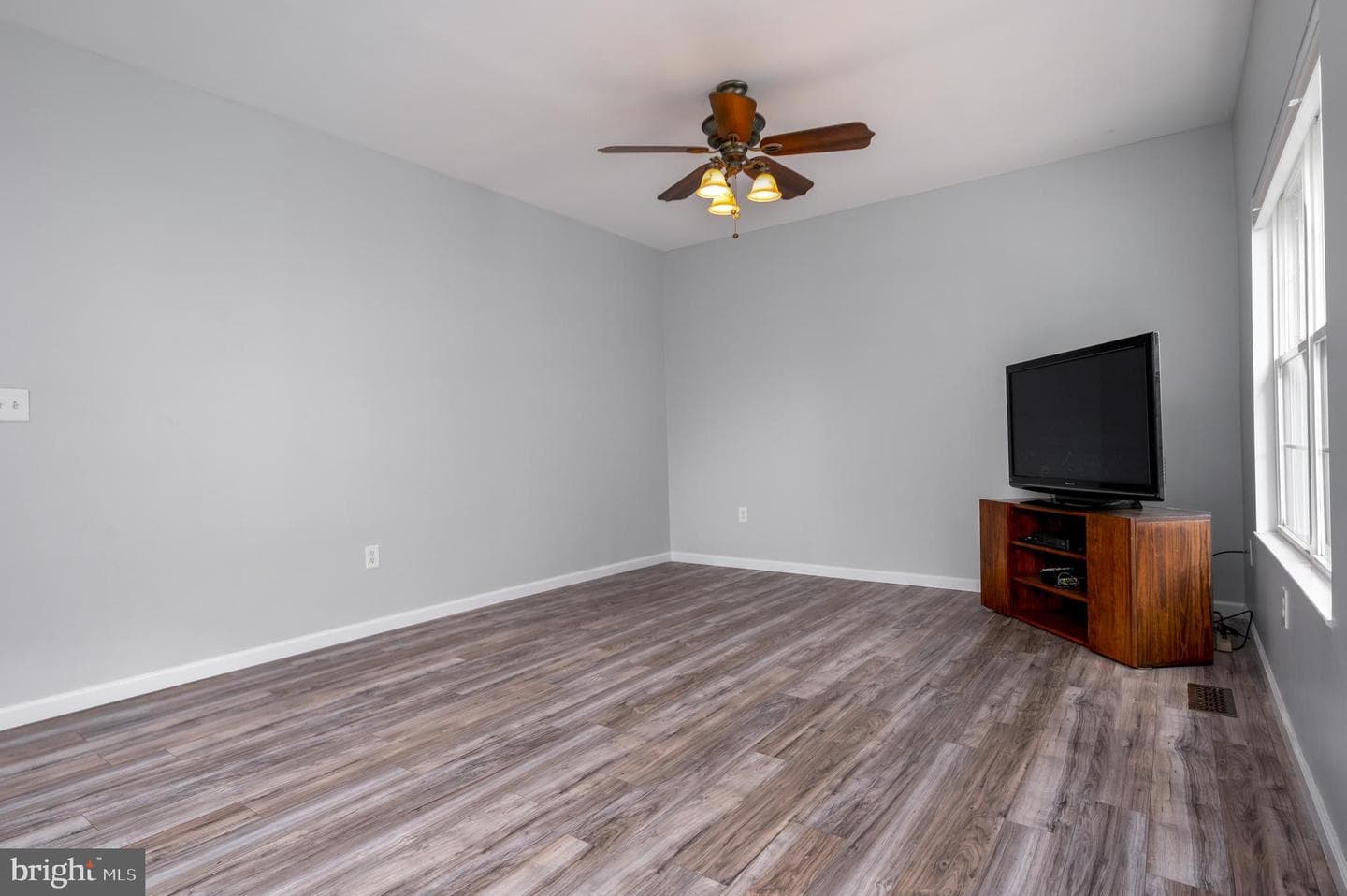 701 Sonne Drive photo 13