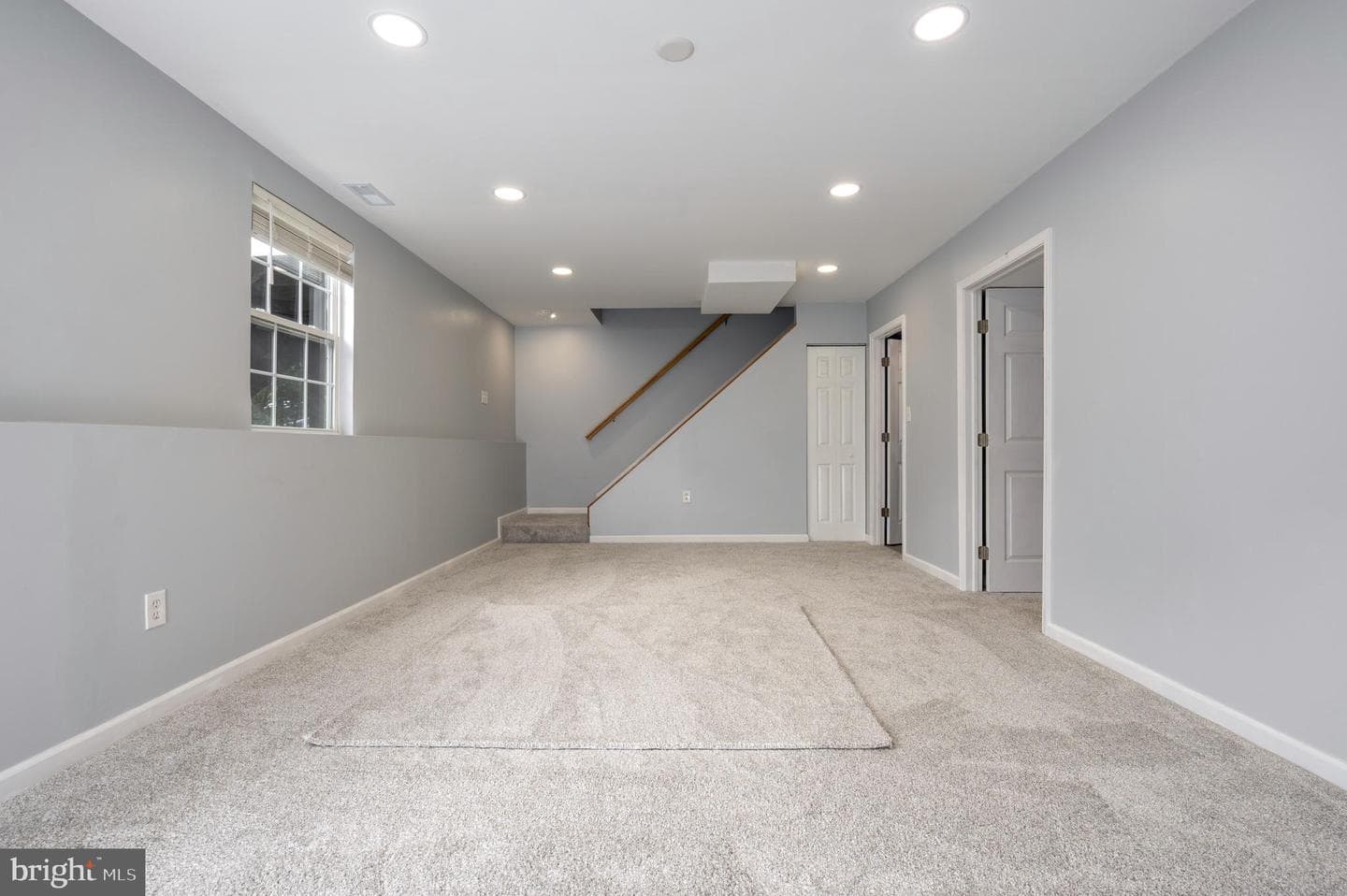 701 Sonne Drive photo 29