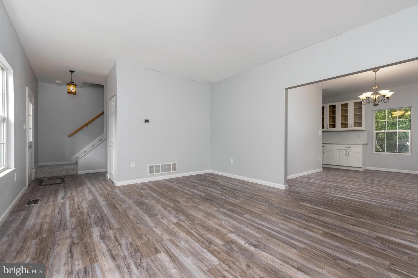 701 Sonne Drive photo 6