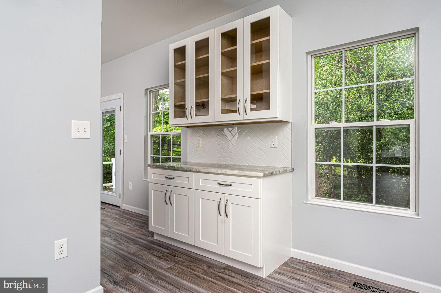 701 Sonne Drive photo 8
