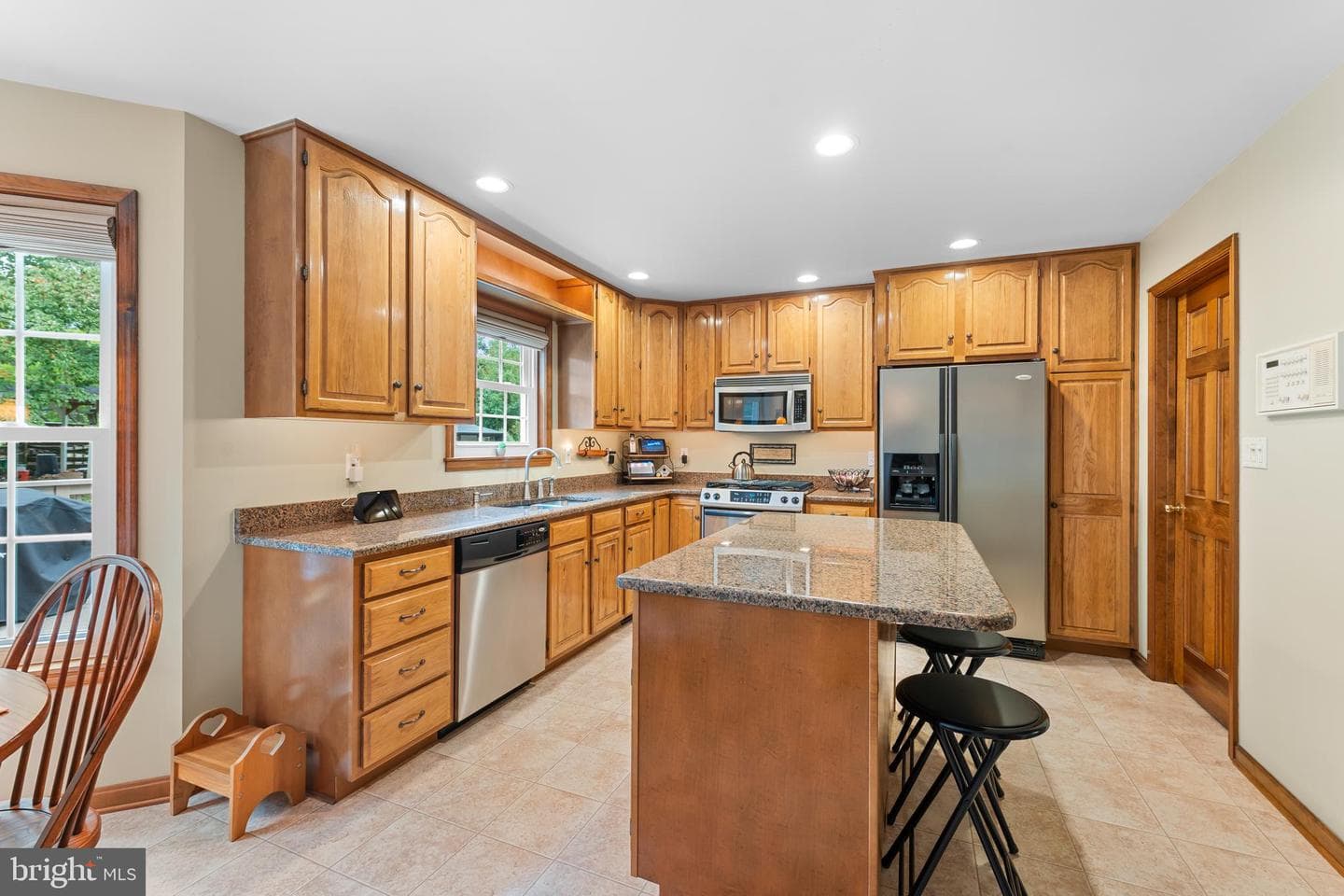 1433 Gilbert Road photo 17