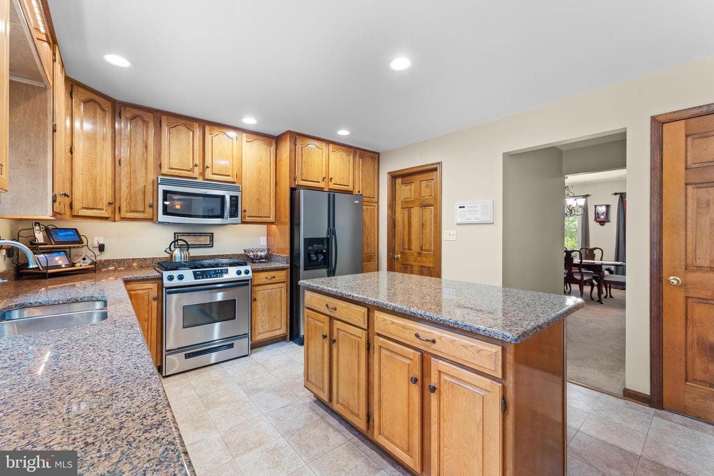 1433 Gilbert Road photo 20