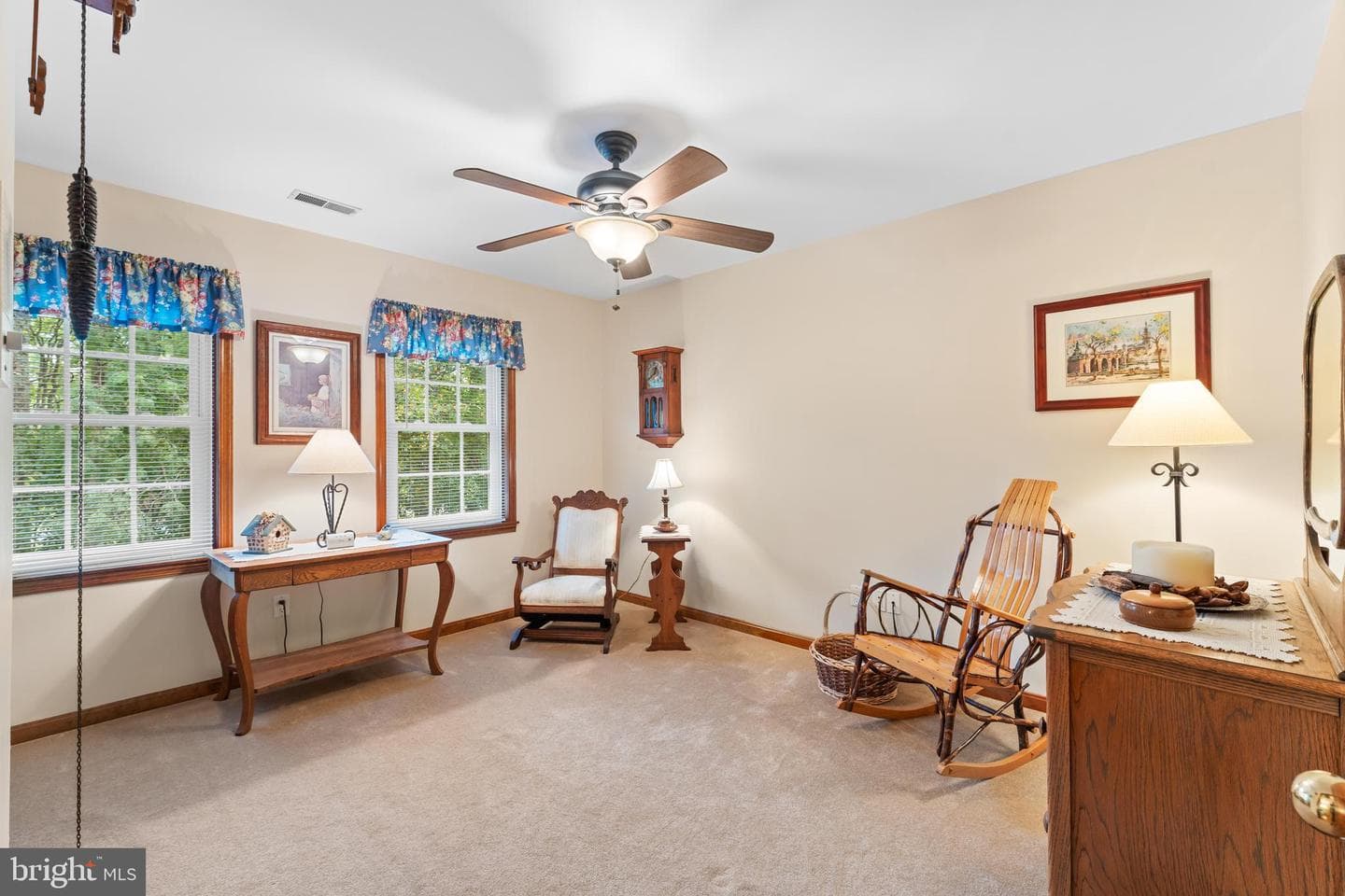 1433 Gilbert Road photo 31
