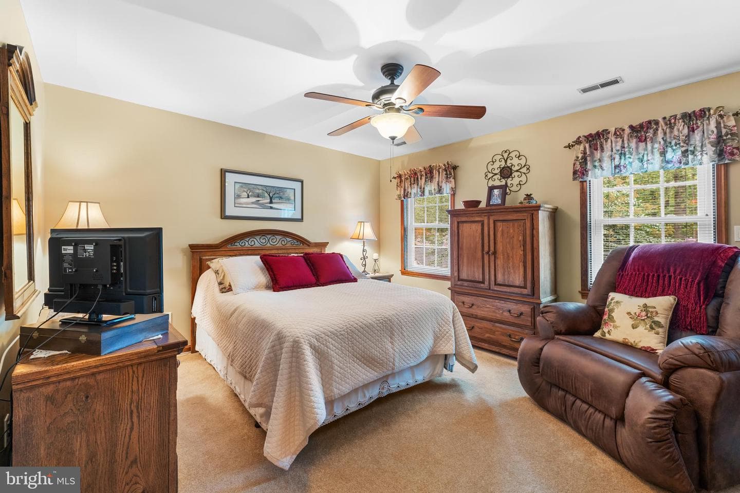 1433 Gilbert Road photo 34