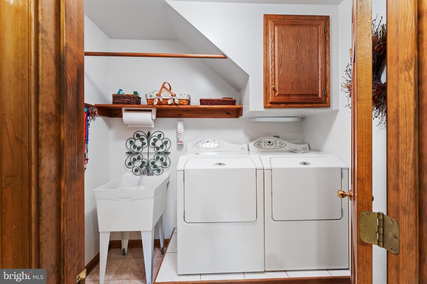 1433 Gilbert Road photo 38