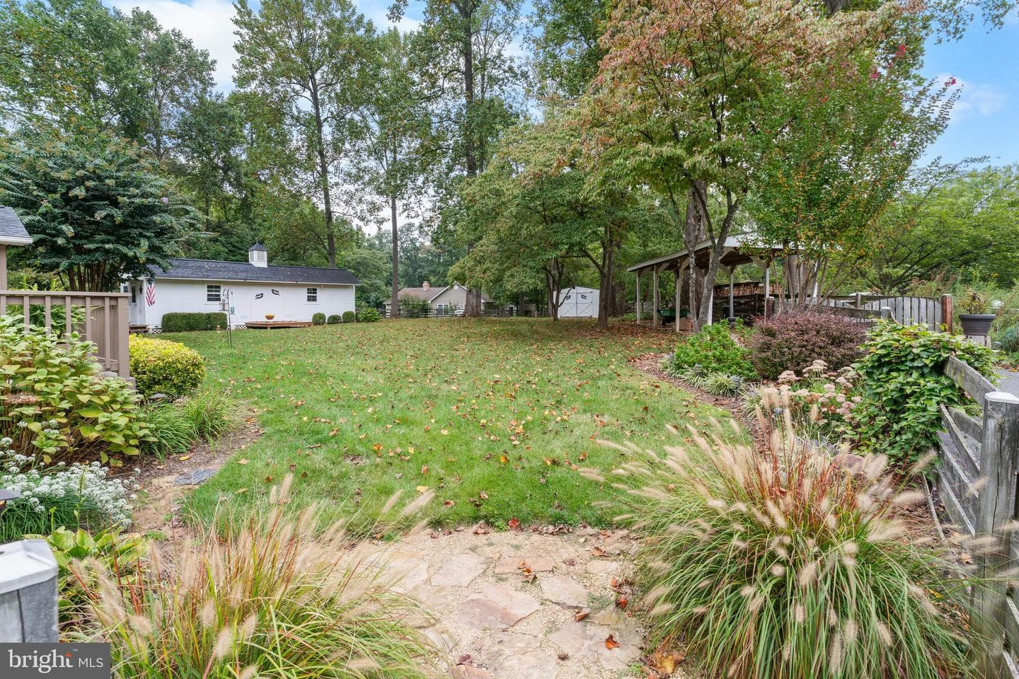 1433 Gilbert Road photo 49