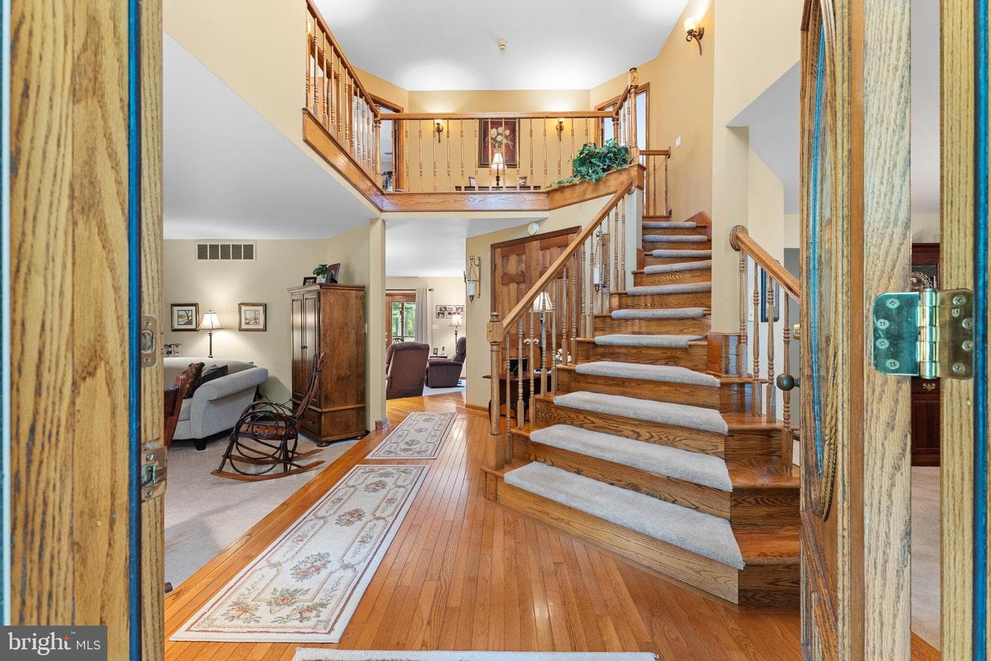 1433 Gilbert Road photo 9