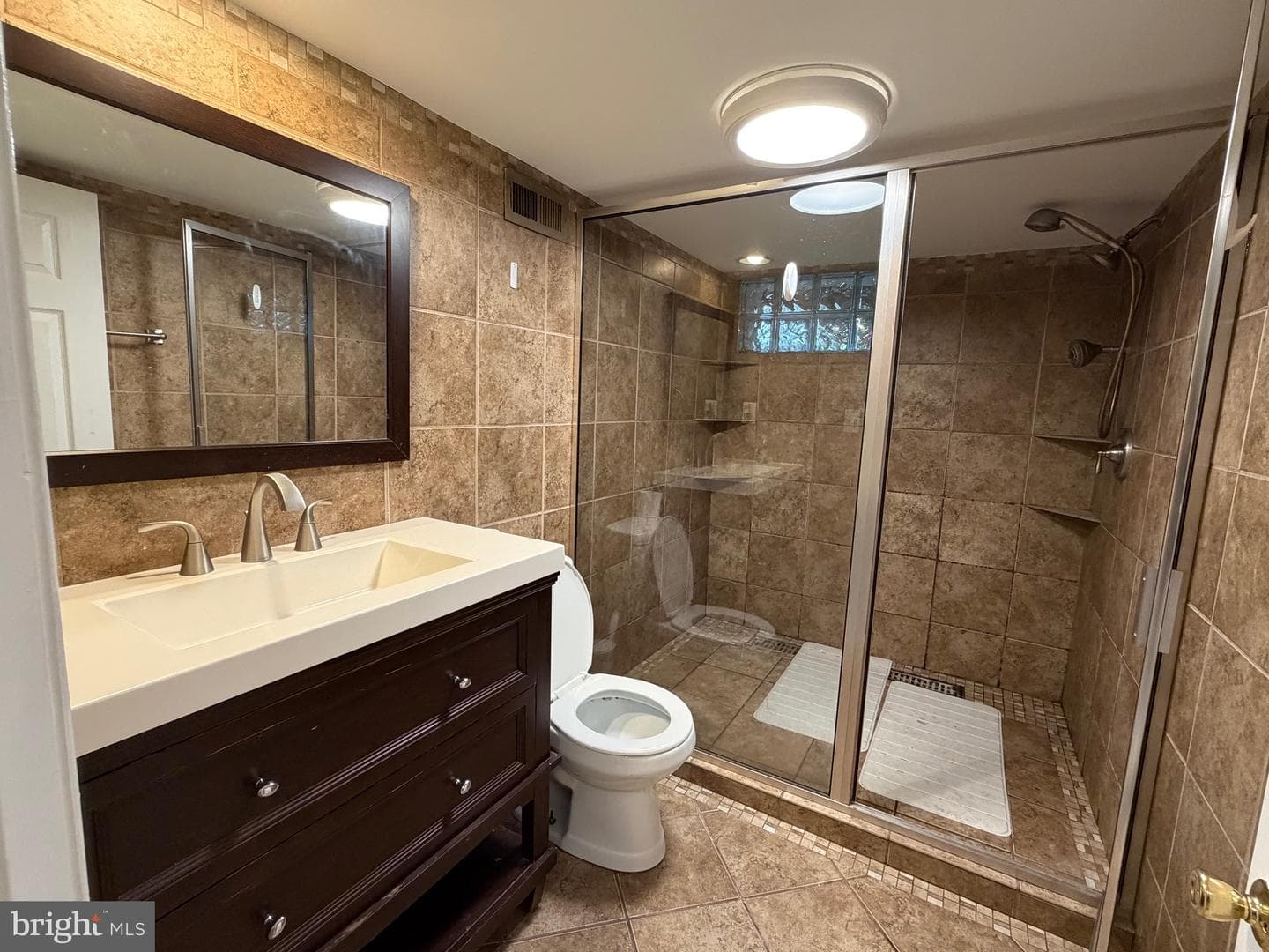 213 Arundel Road W photo 48