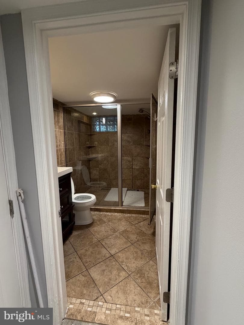 213 Arundel Road W photo 49