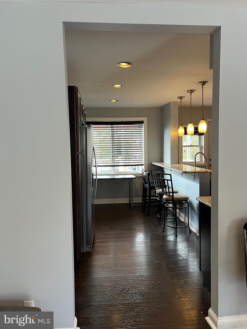 213 Arundel Road W photo 5