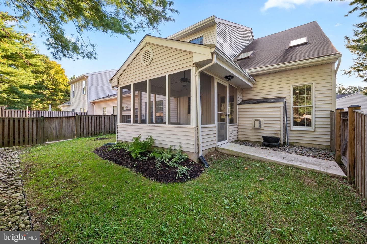 772 Ballast Way photo 34