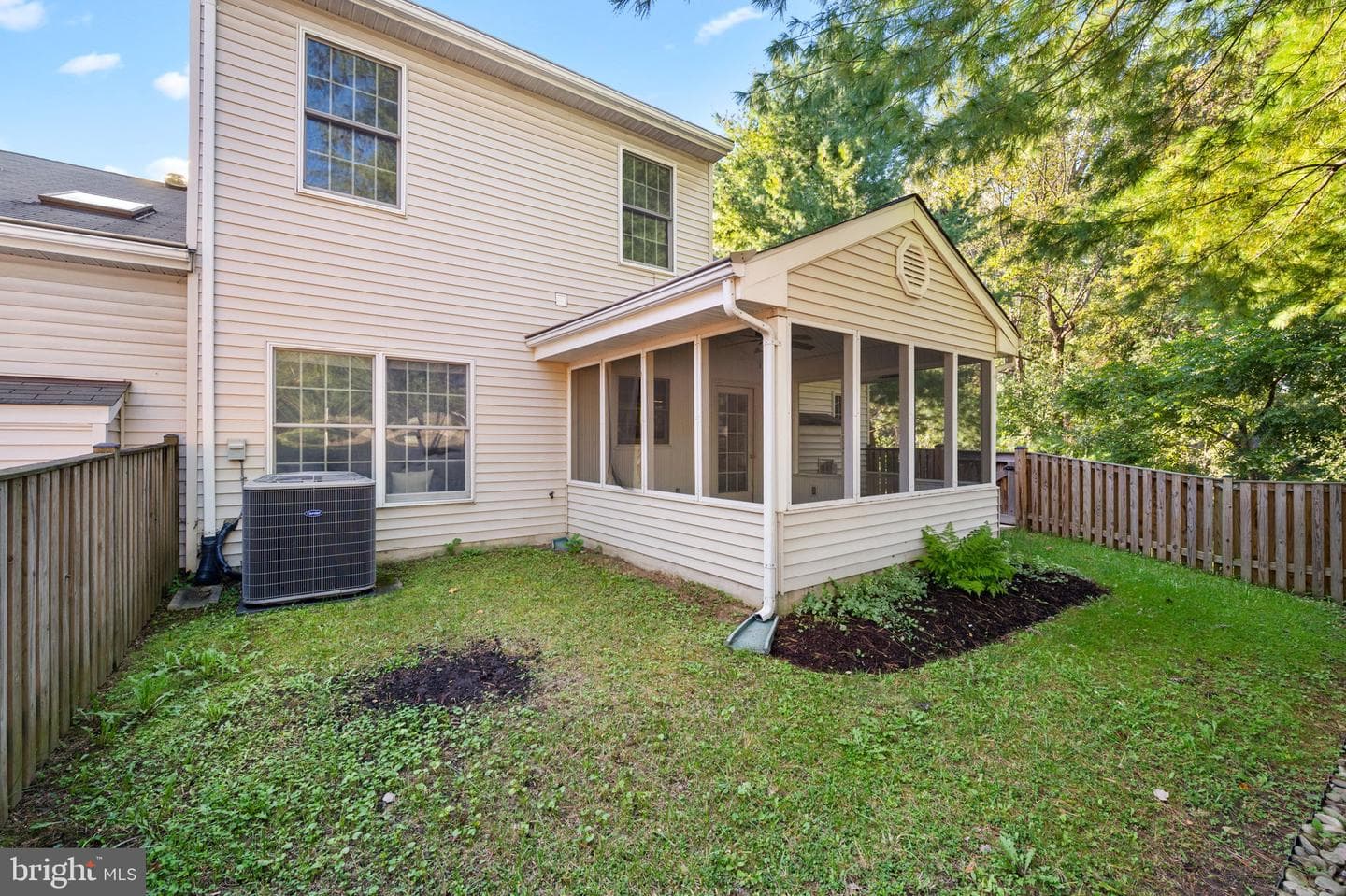 772 Ballast Way photo 35