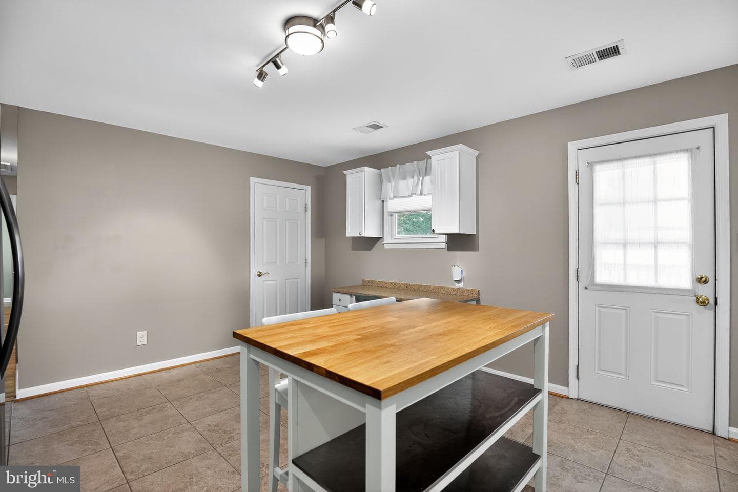 5870 Deale Churchton Road photo 20