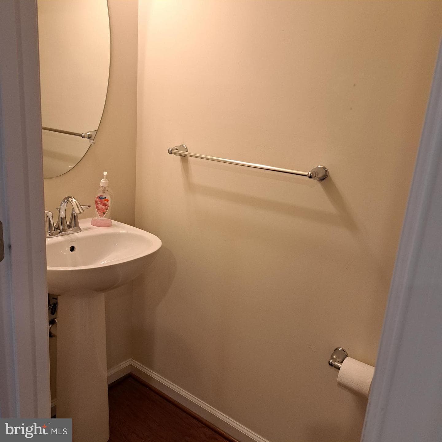 504 Walters Place photo 11