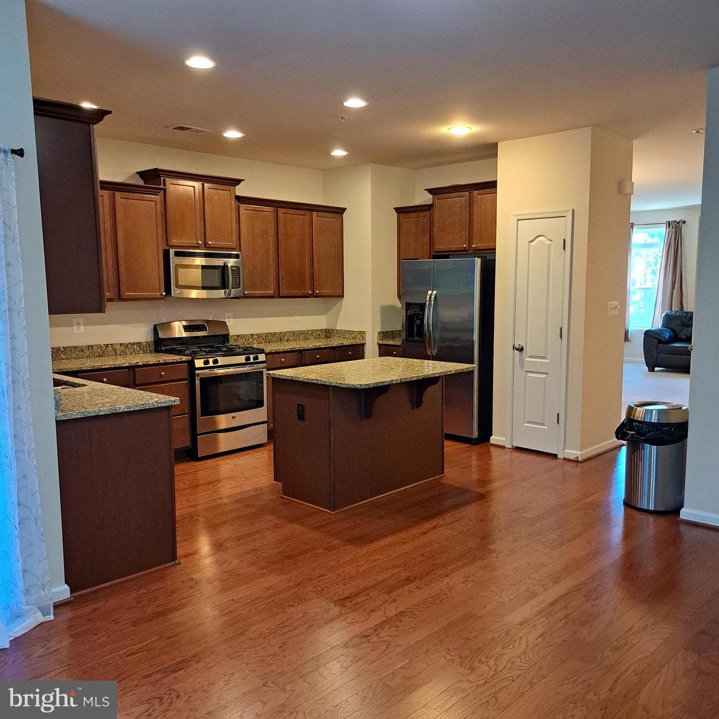 504 Walters Place photo 13