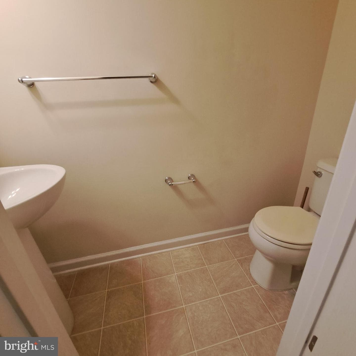 504 Walters Place photo 35