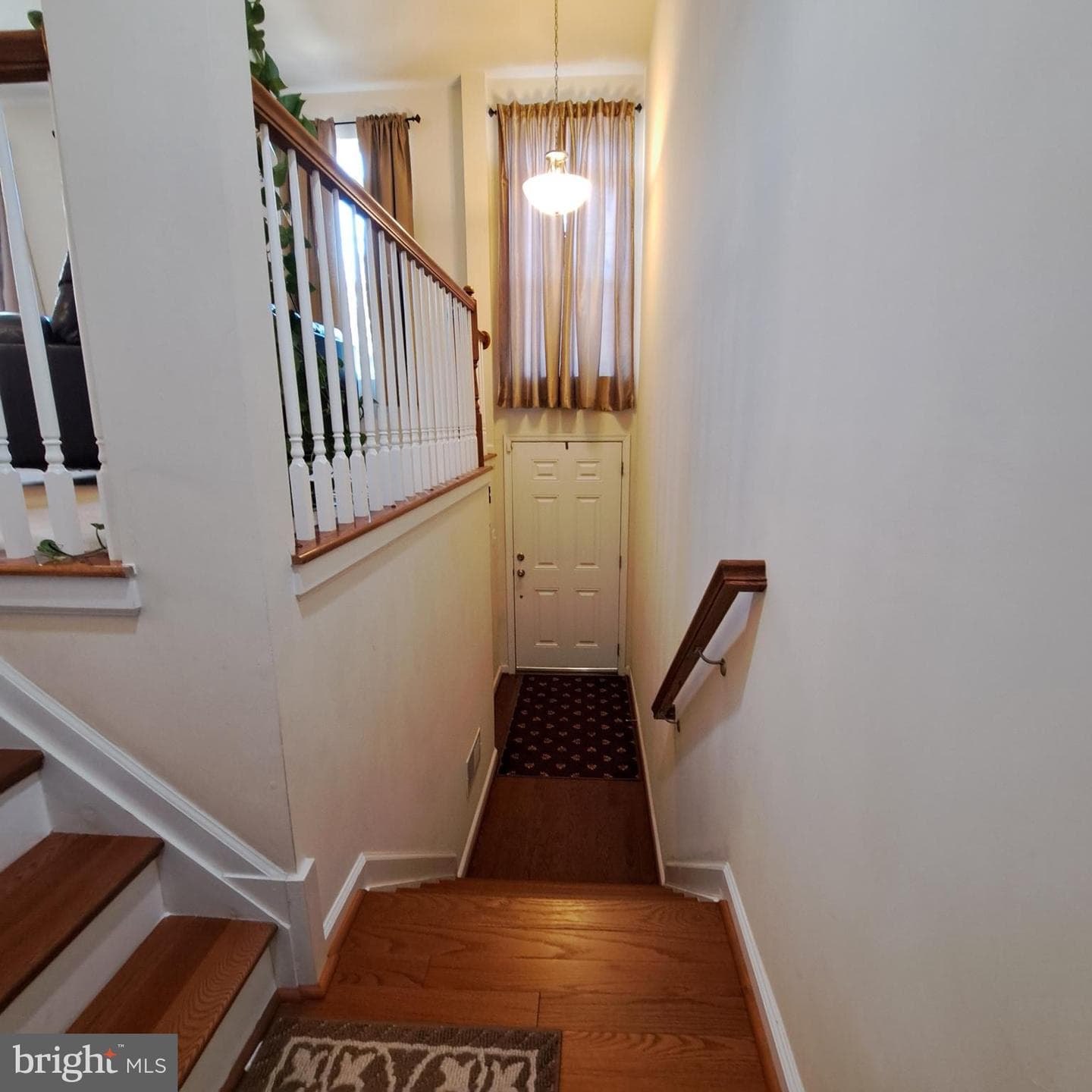 504 Walters Place photo 8