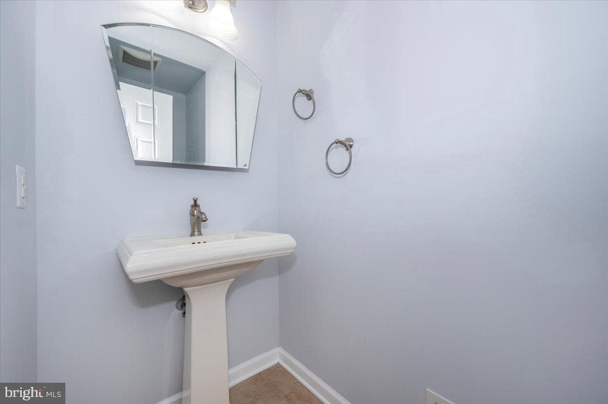 301 Unity Lane photo 34