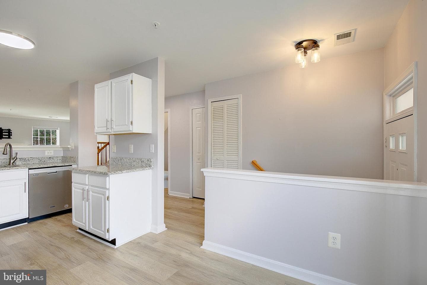 1700 Fallowfield Court photo 9