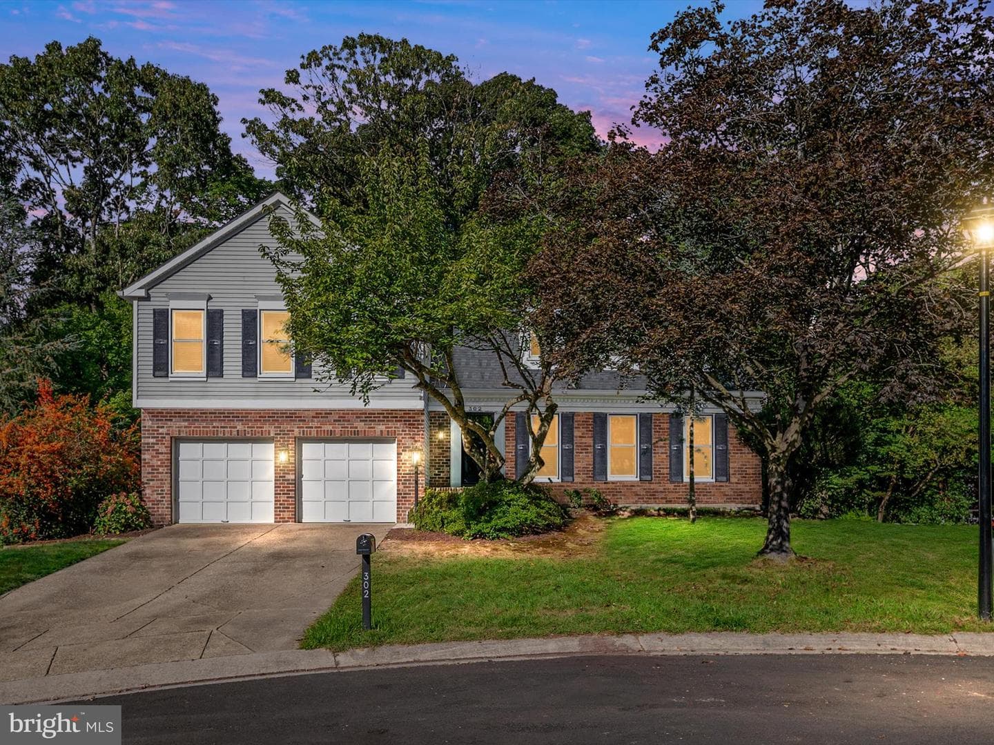 302 Blue Cedar Court photo 1