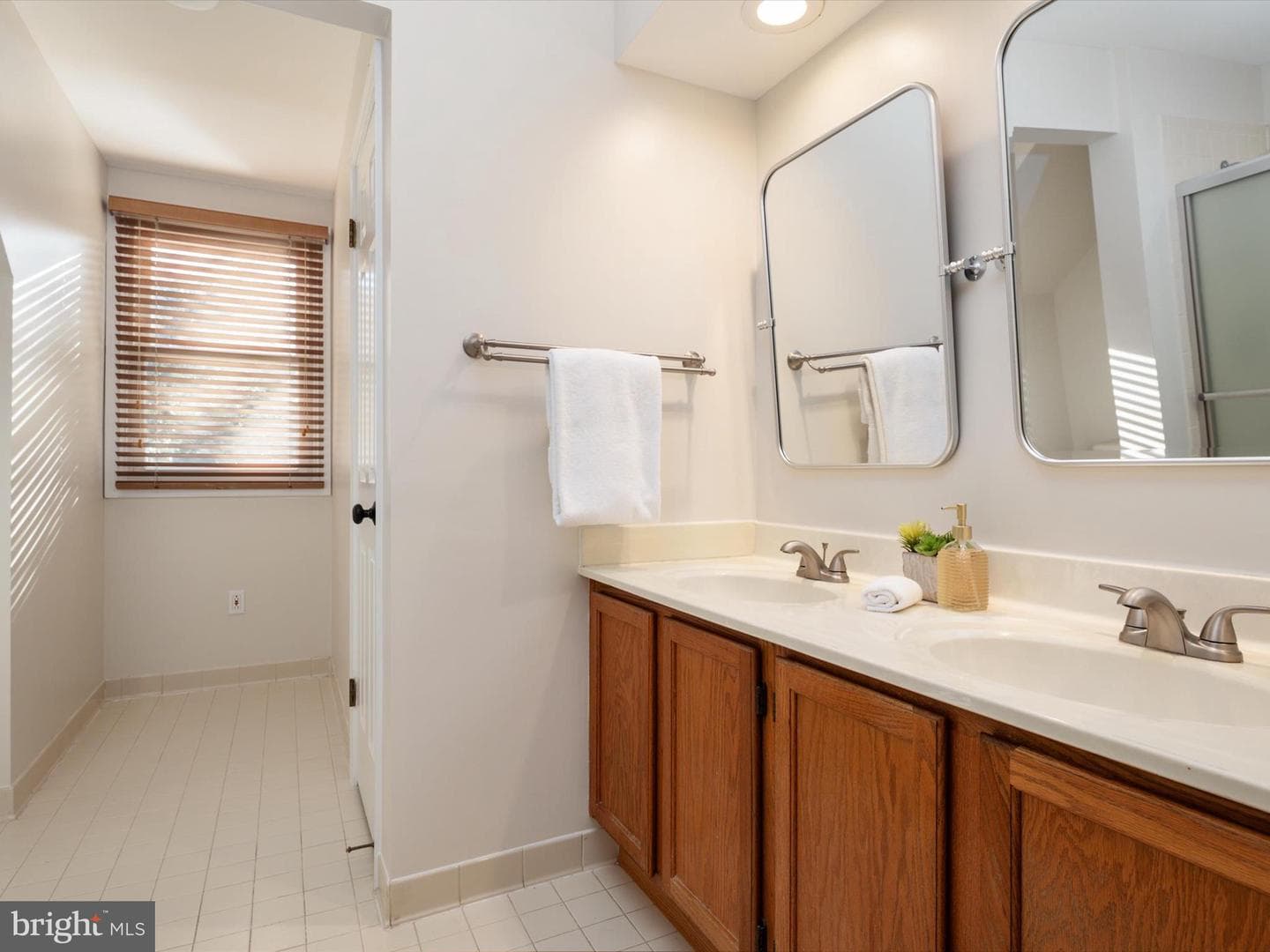 302 Blue Cedar Court photo 24