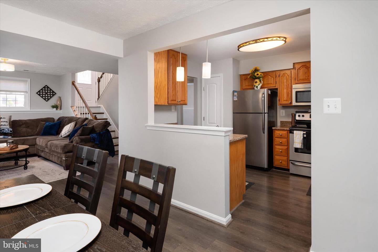 249 Overleaf Drive photo 11