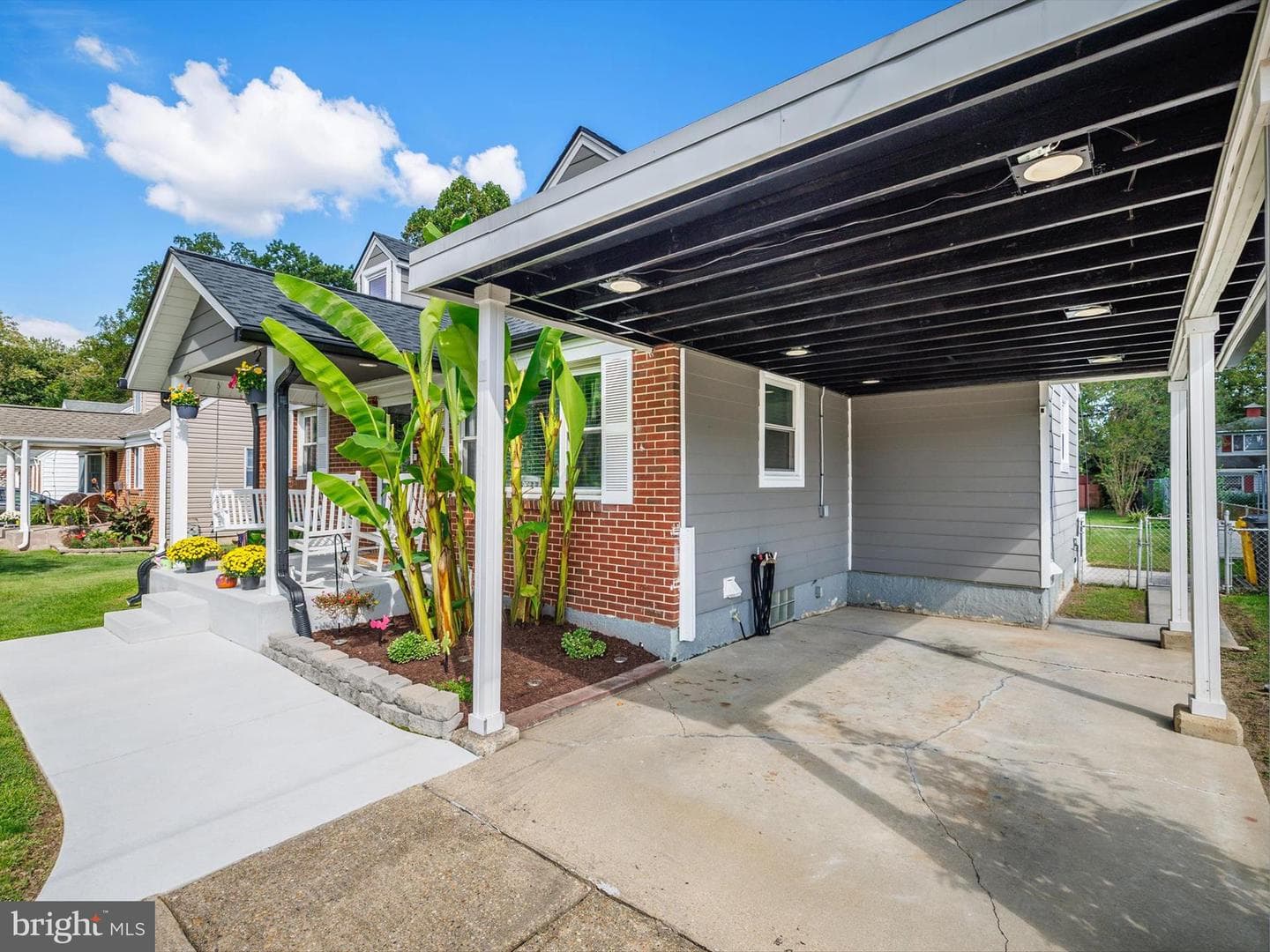 113 N Longcross Road photo 3