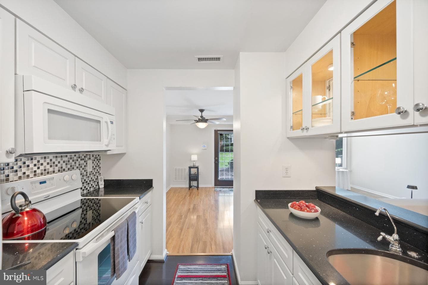1113 Castle Harbour Way #1b photo 18