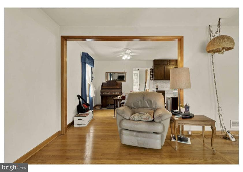 7524 Harmans Road photo 12