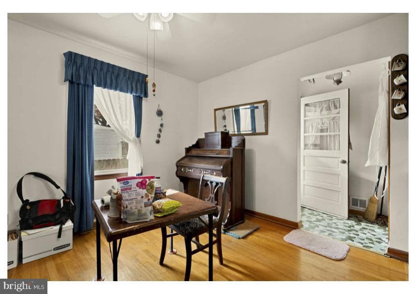 7524 Harmans Road photo 13