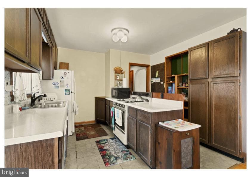 7524 Harmans Road photo 14