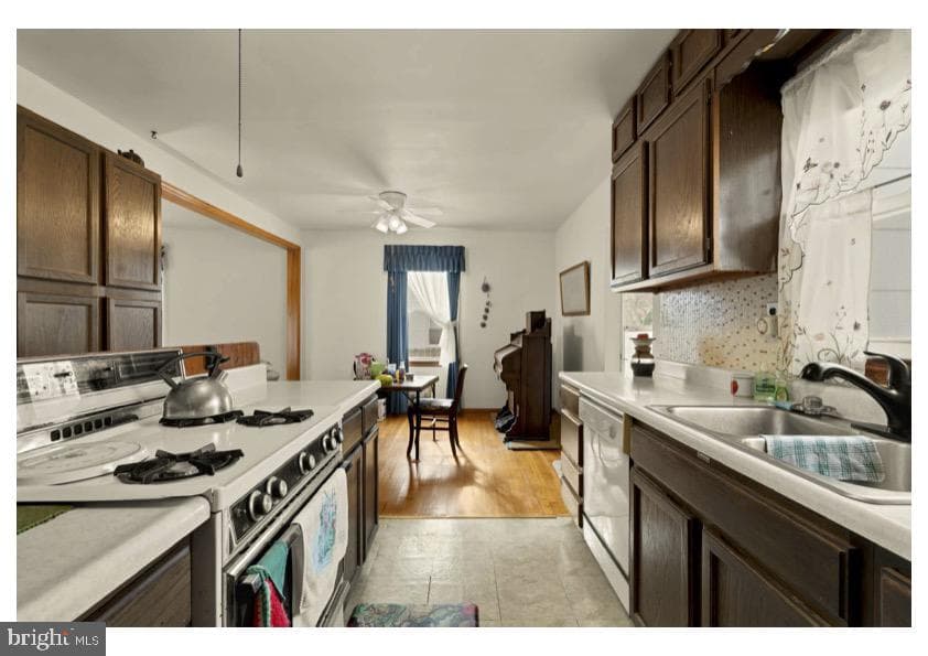 7524 Harmans Road photo 17