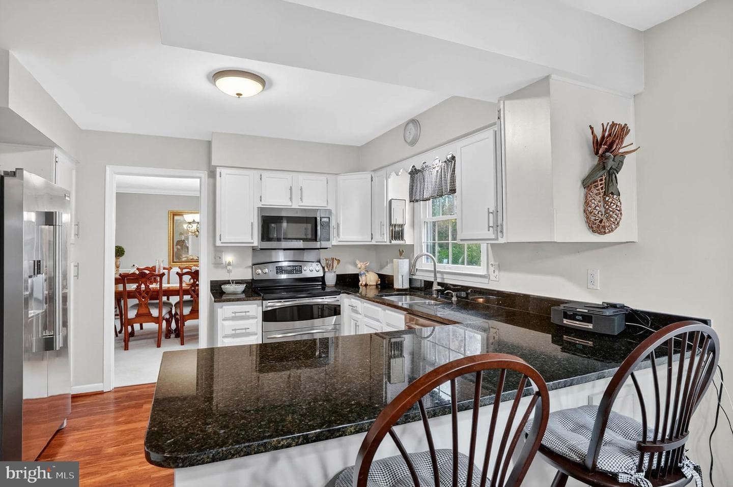 515 Bay Hills Drive photo 17
