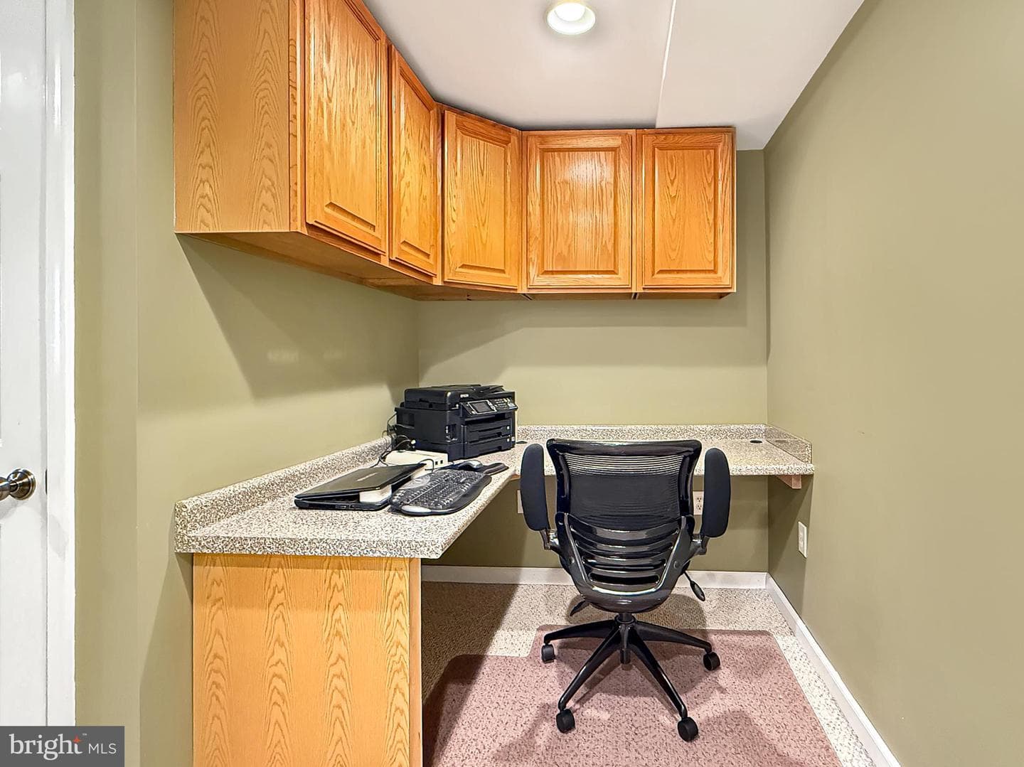 8001 Foxglen Court photo 26