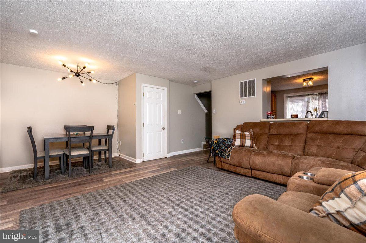 2510 Log Mill Court photo 11