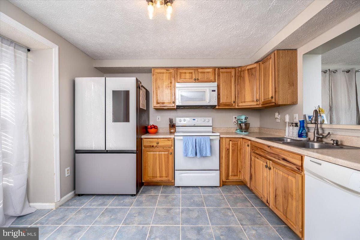 2510 Log Mill Court photo 5