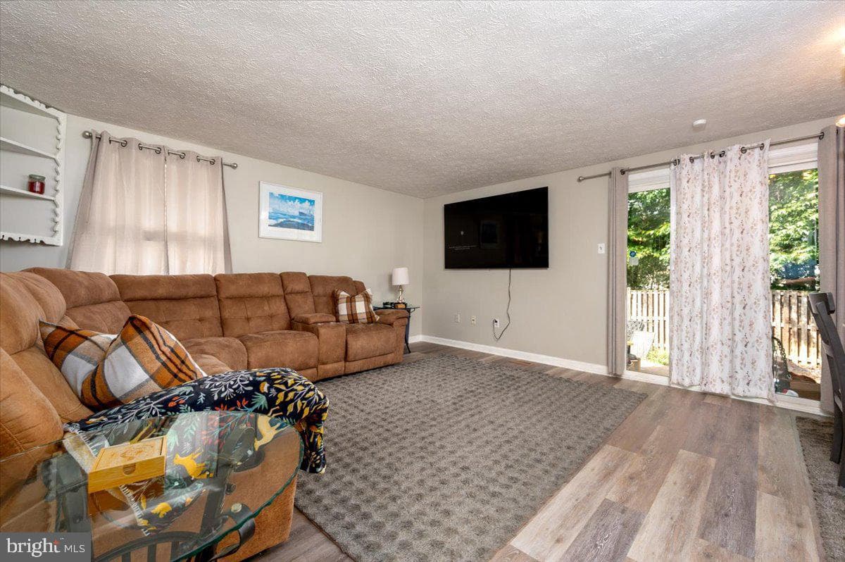 2510 Log Mill Court photo 9