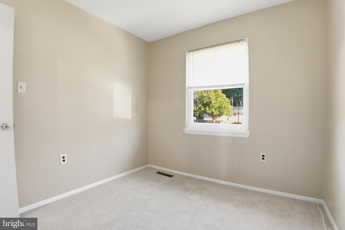 8224 Bernard Drive N photo 24