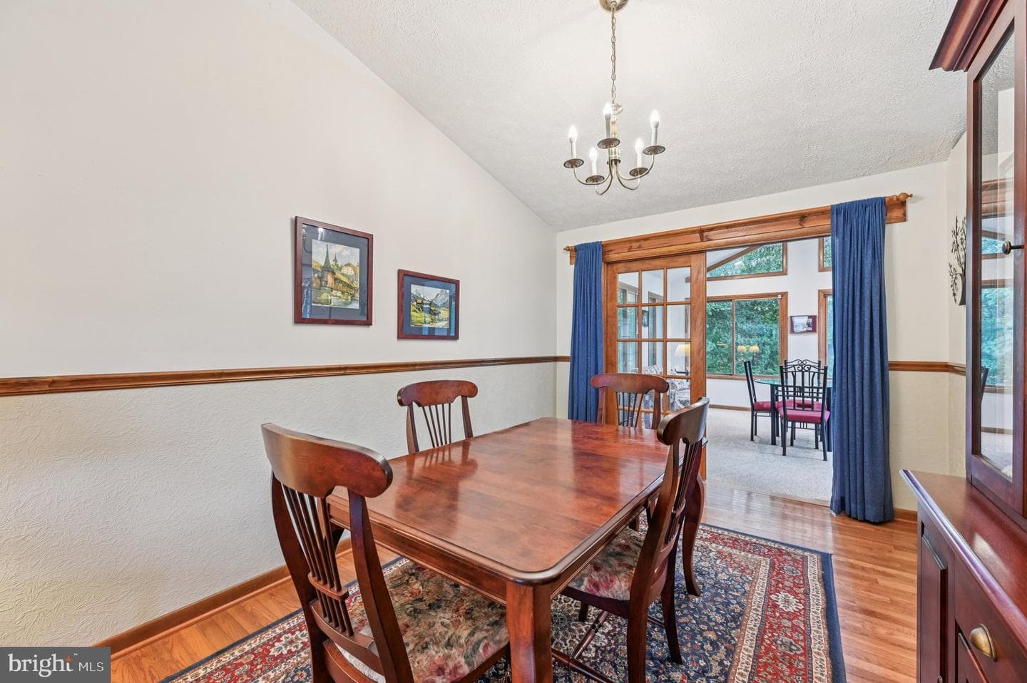 794 Tremaine Way photo 11