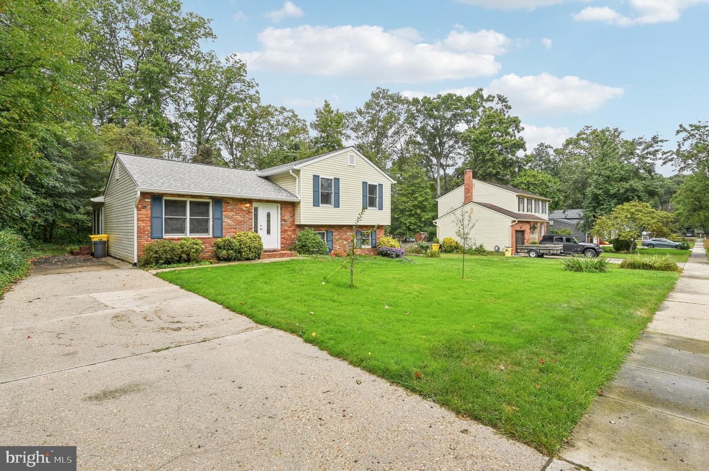 794 Tremaine Way photo 41