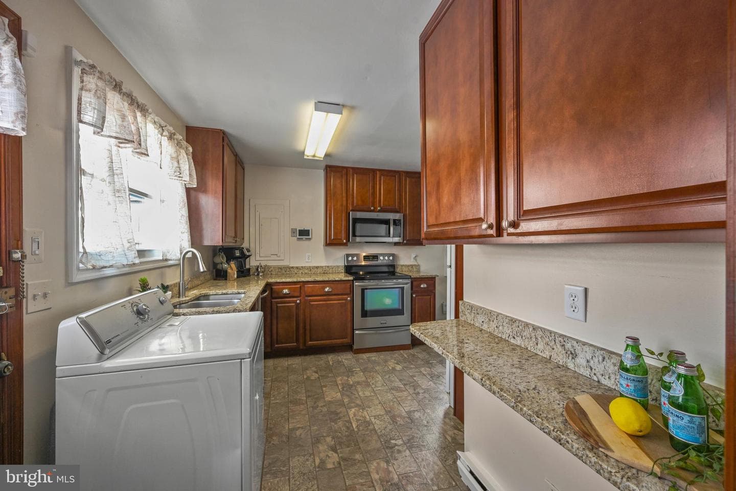 1027 Upton Road photo 22