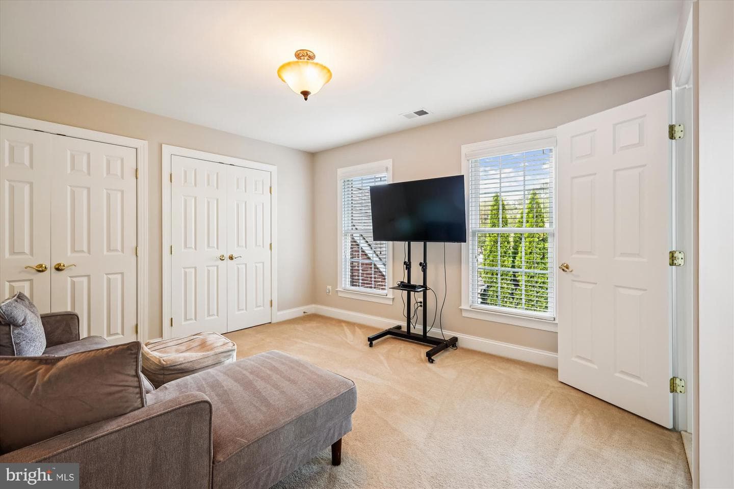 1405 Colonial Manor Court photo 27