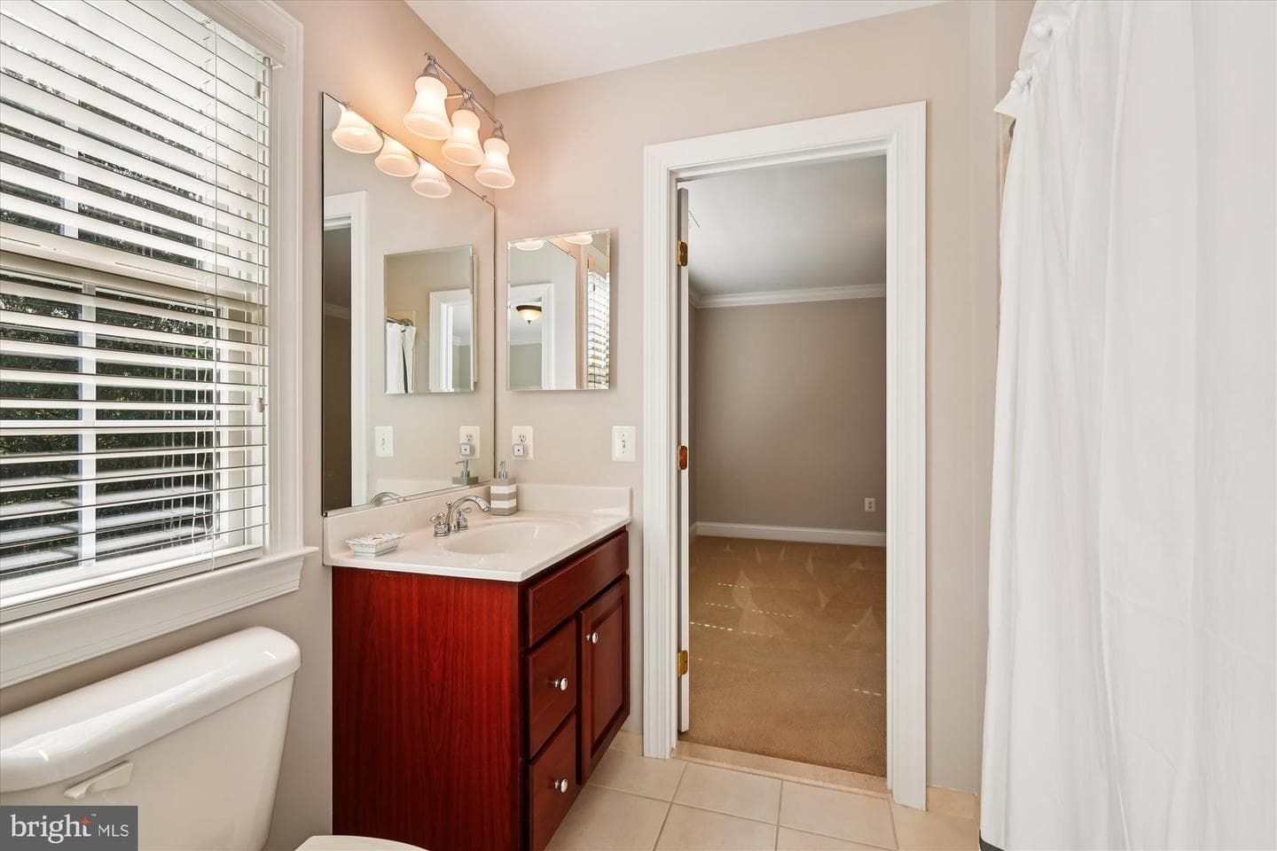 1405 Colonial Manor Court photo 29
