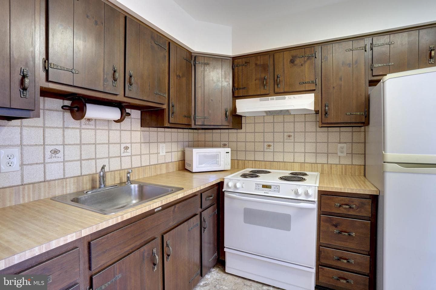 207 Greenland Beach Road photo 12
