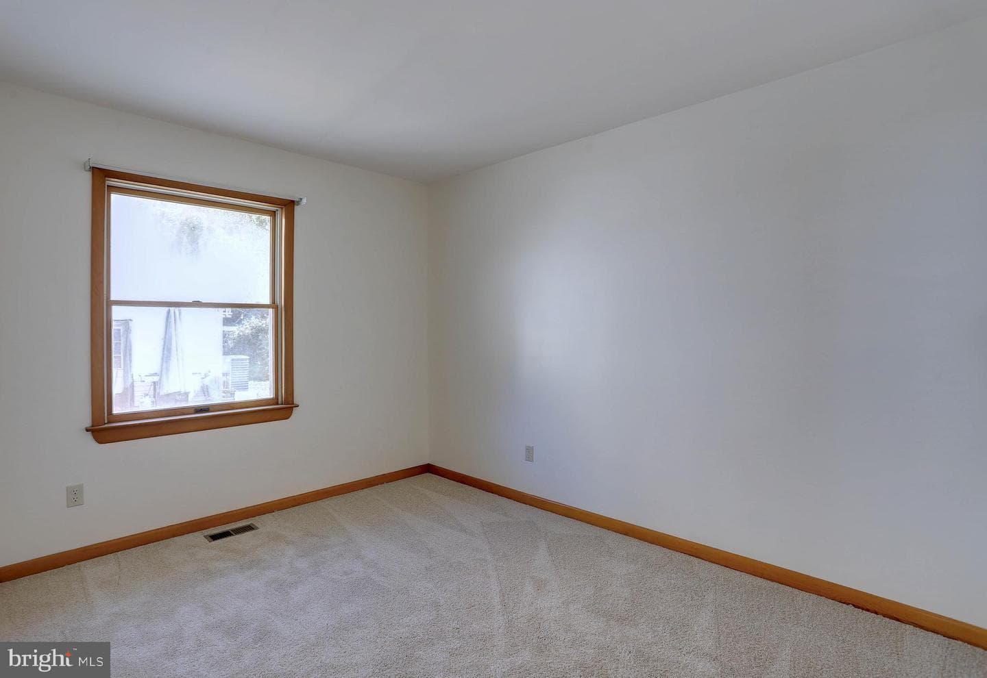 207 Greenland Beach Road photo 22