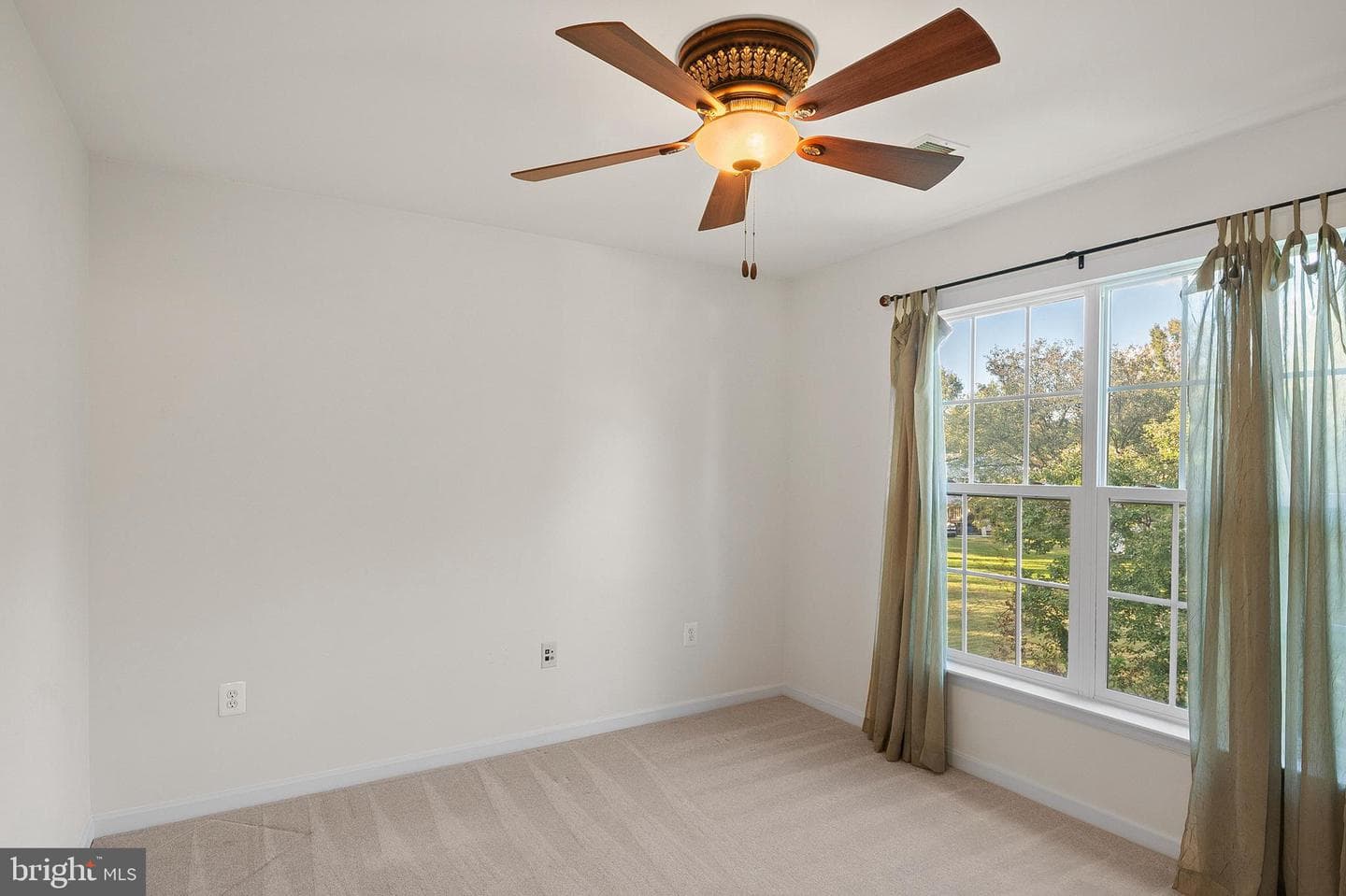 544 Wet Sand Drive photo 33