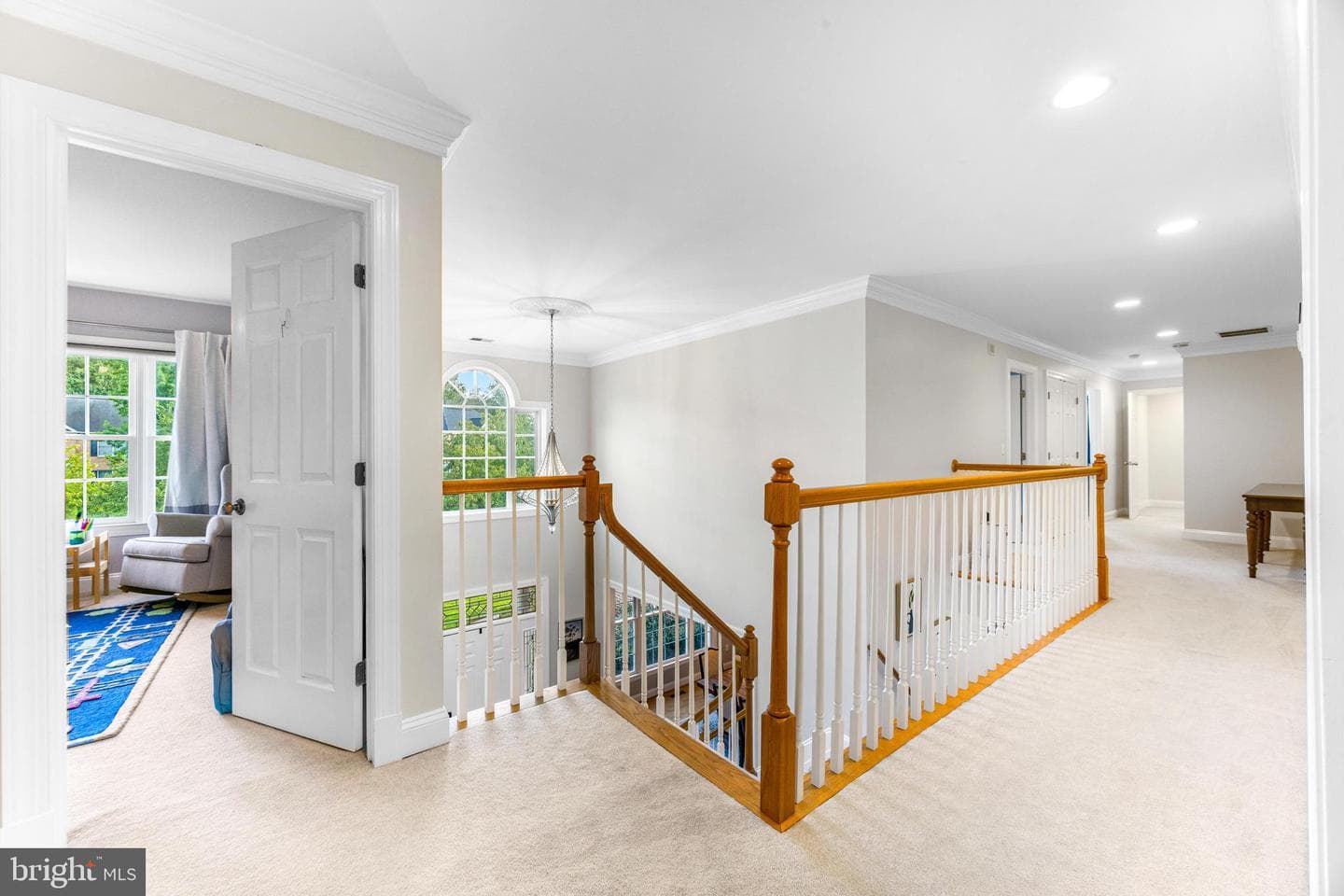 110 Longfellow Drive photo 56