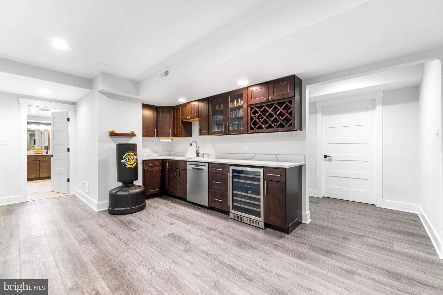 110 Longfellow Drive photo 80